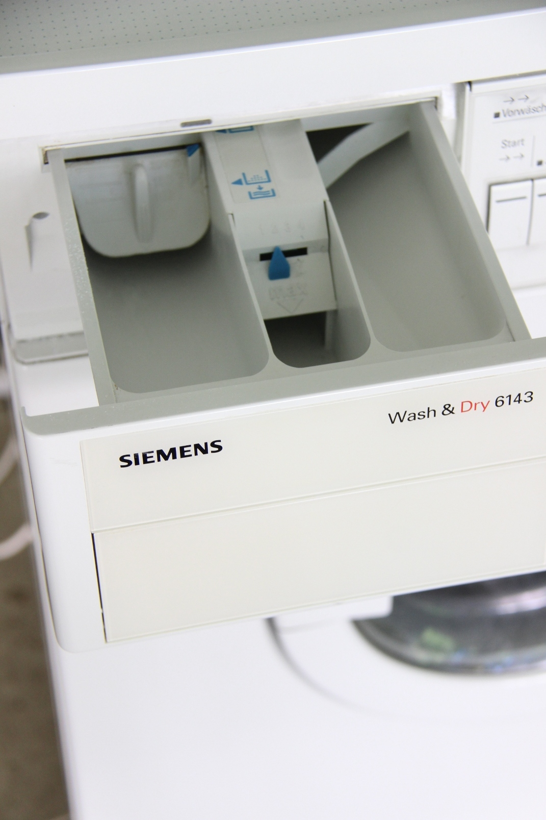 Bedienungsanleitung Waschtrockner Siemens Wash & Dry 6143 SIEMENS Wash & Dry 6143 Waschtrockner EEK B 5 kg Waschmaschine Trockner